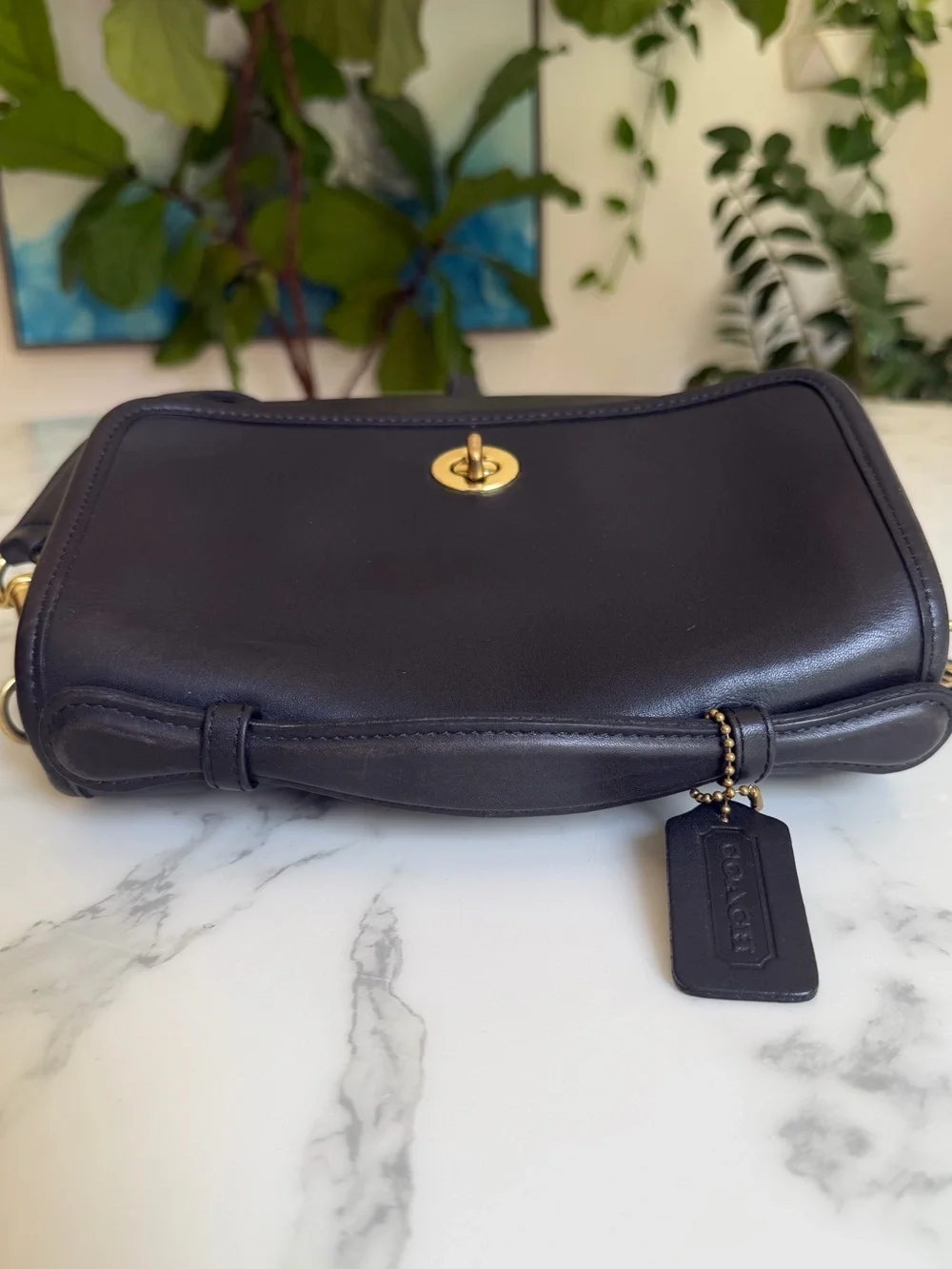 Coach Vintage Court Turnlock Leather Crossbody Shoulder Bag 9870 Black 90's Y2K